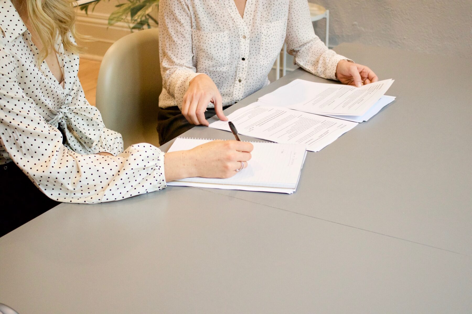 Executive Assistant vs. Personal Assistant: The Difference